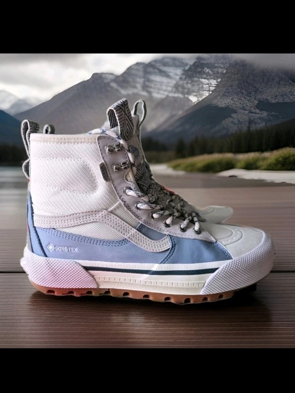Vans Sk8-Hi Gore-Tex High Top Sneakers in White & Light Blue M8/W9.5